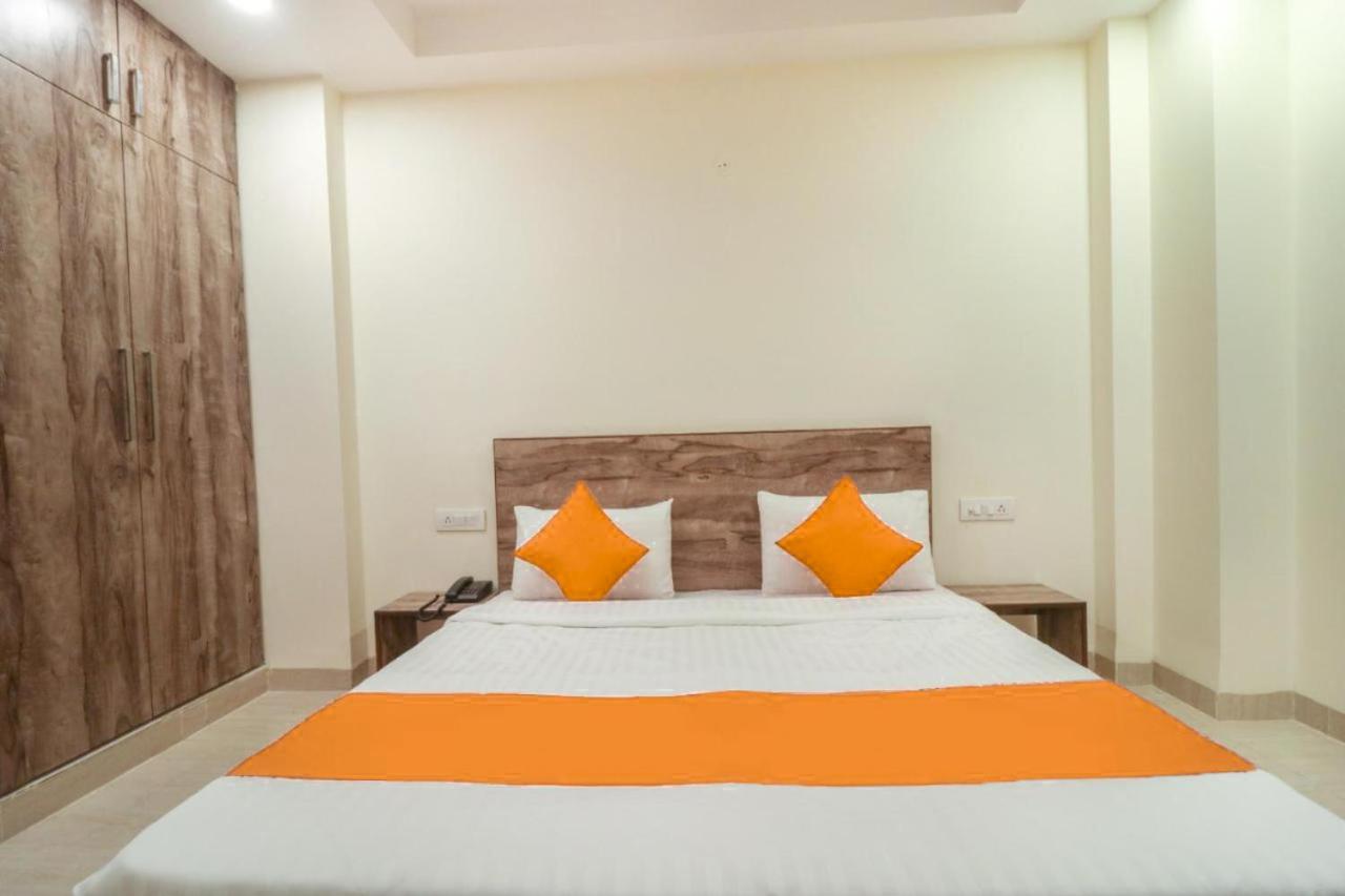 Fabhotel Comfort Residency II Gurgaon Exteriör bild
