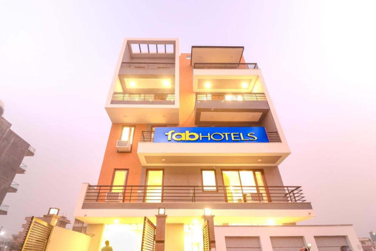 Fabhotel Comfort Residency II Gurgaon Exteriör bild