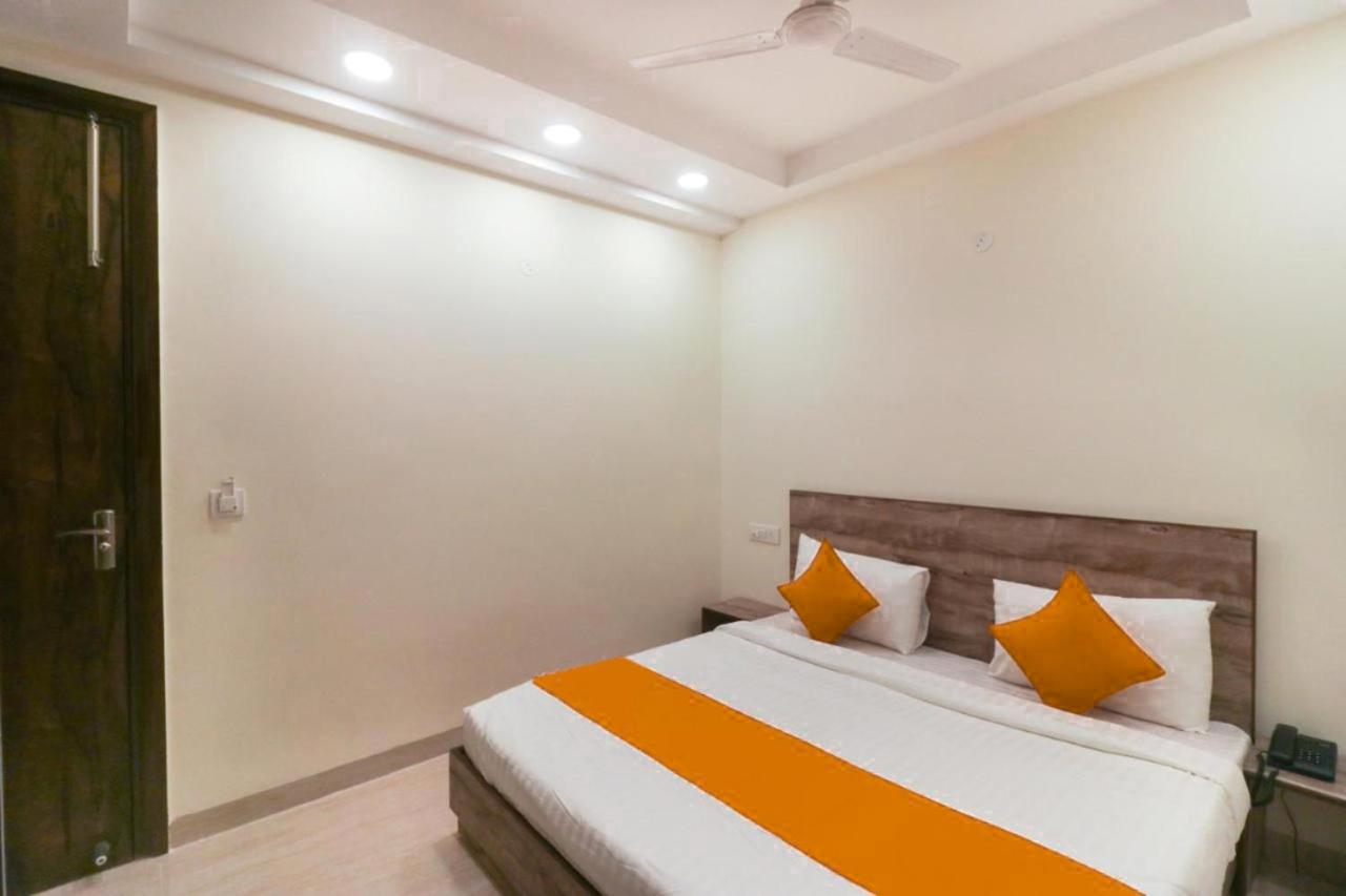 Fabhotel Comfort Residency II Gurgaon Exteriör bild